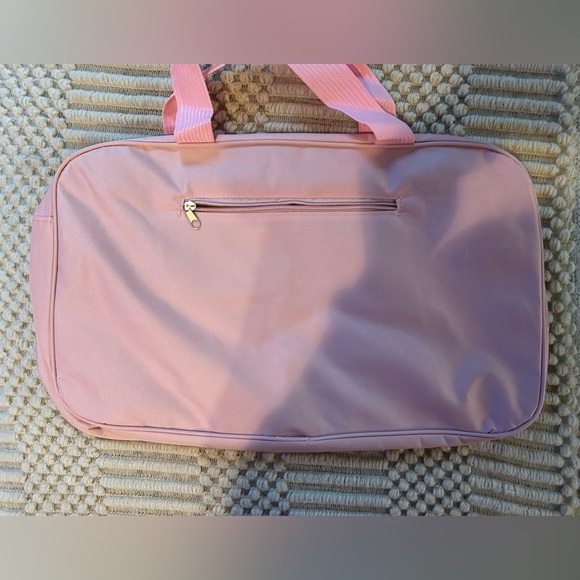 Hello Kitty Duffel Bag 20x12” NEW-Please Specify The Color You Would Like!🩷 - Picture 3 of 10